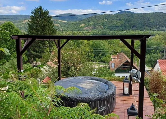 Ferienhaus Fecskefeszek Vendeghaz *